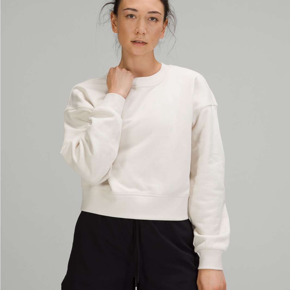 Lululemon softstreme perfectly oversized cropped crew white Opal size 2